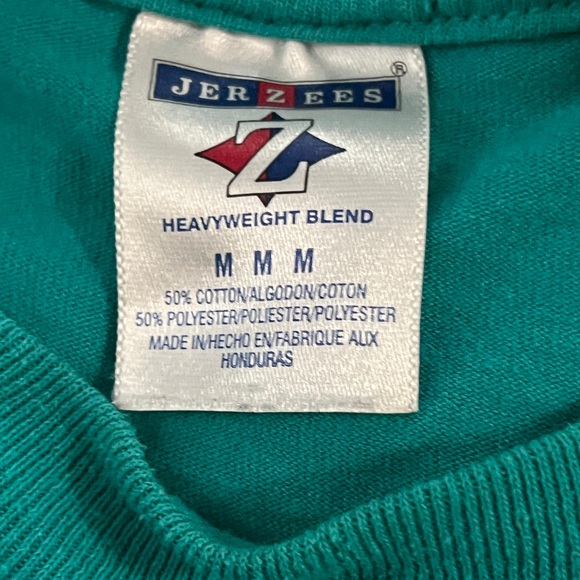 John Carters Place T-Shirt. Size Medium - Picture 3 of 3